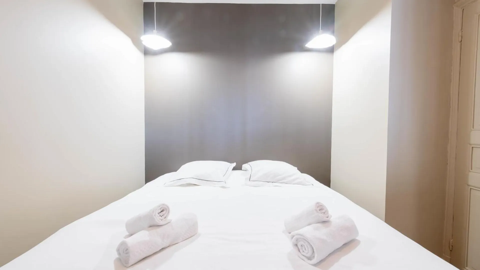Renovated 1-Br Apartment Heart Of Cannes